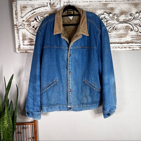Wrangler Other - Wrangler Denim Trucker Jacket W/ Faux Fur Lining  and  Corduroy Collar Size 52